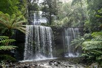 riverfalls_in_hobarth_-_tasmanien_1